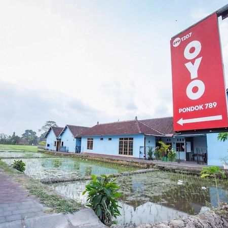 Oyo 1207 Pondok 789 Near Canggu Echo Beach Exterior photo