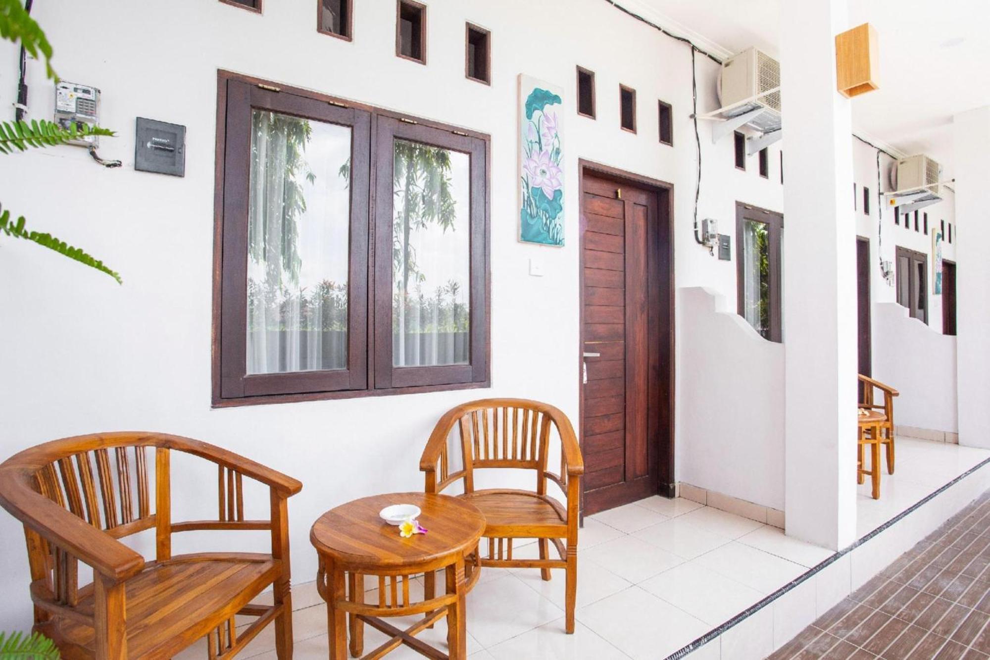Oyo 1207 Pondok 789 Near Canggu Echo Beach Exterior photo