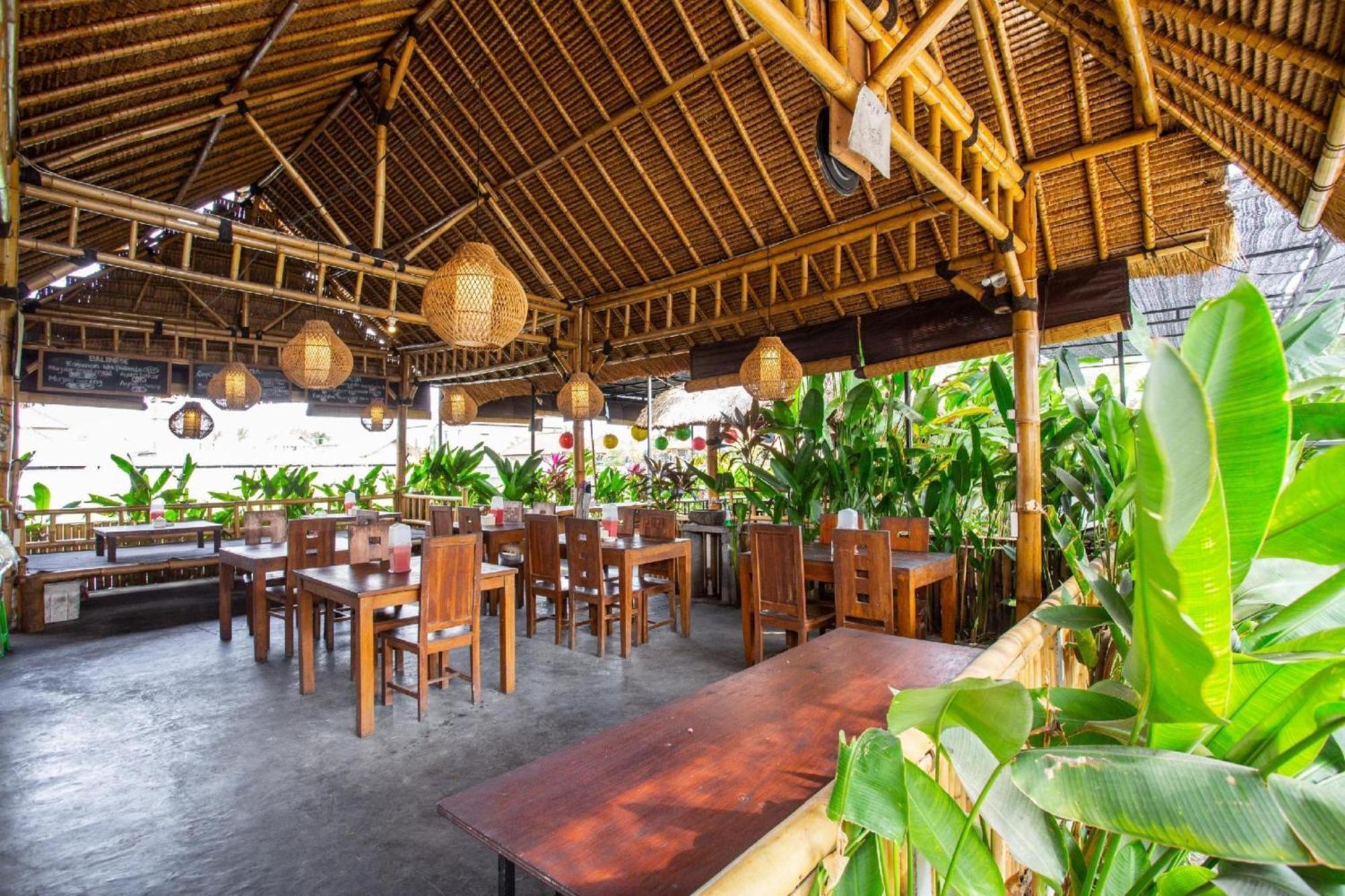 Oyo 1207 Pondok 789 Near Canggu Echo Beach Exterior photo